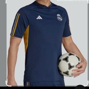 ADIDAS Real Madrid Men's Soccer 2023/2024 Training Jersey Size XL
